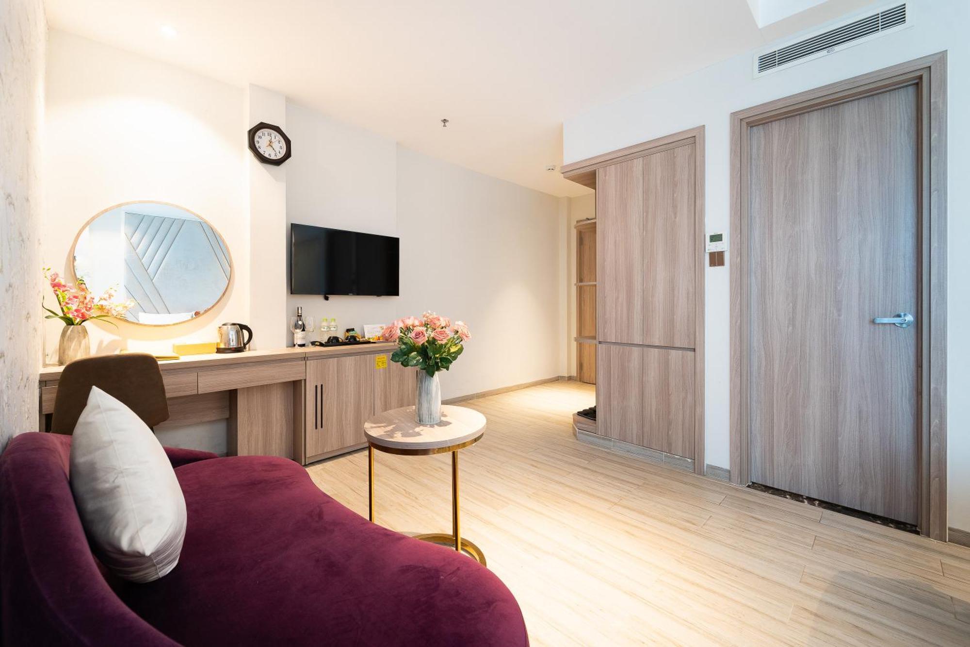 Nicecy Hotel Suites & Spa Ho Chi Minh City Bagian luar foto