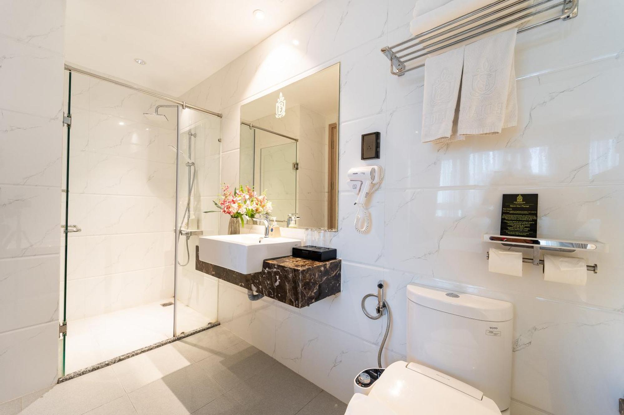 Nicecy Hotel Suites & Spa Ho Chi Minh City Ruang foto
