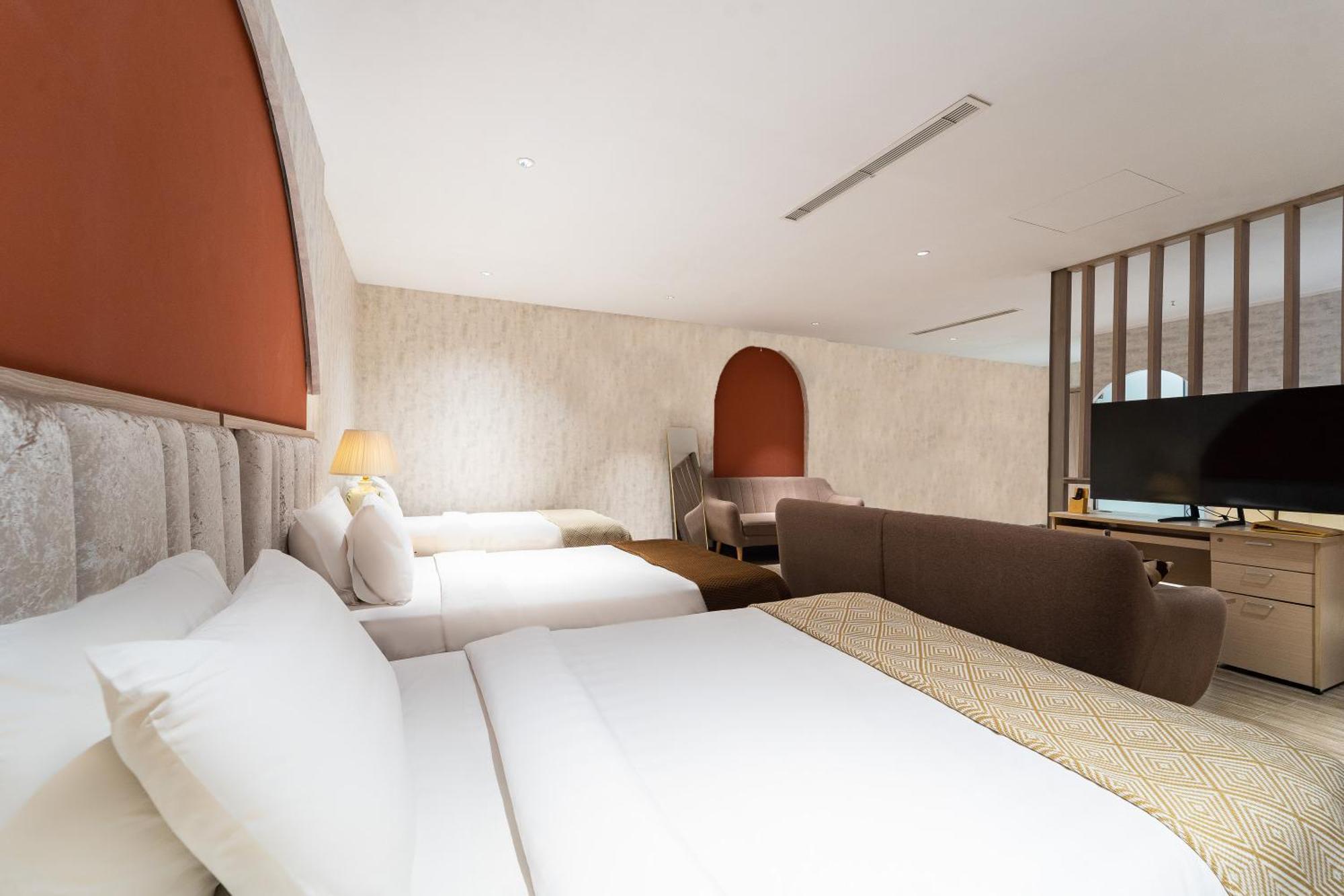 Nicecy Hotel Suites & Spa Ho Chi Minh City Bagian luar foto